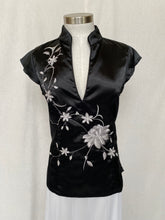 Load image into Gallery viewer, Pagani blouse: Size 14
