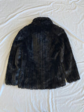 Cargar imagen en el visor de la galería, Riki Nathan coat: Size 12

