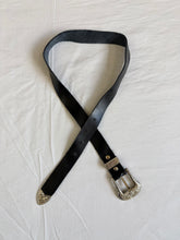 Cargar imagen en el visor de la galería, Embossed belt: Size S
