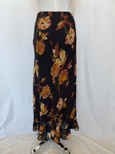 Load image into Gallery viewer, Miss Anne skirt: Size 16
