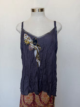 गैलरी व्यूवर में इमेज लोड करें, Danni top: Size 18

