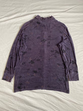 Lade das Bild in den Galerie-Viewer, Yourself shirt: Size 16
