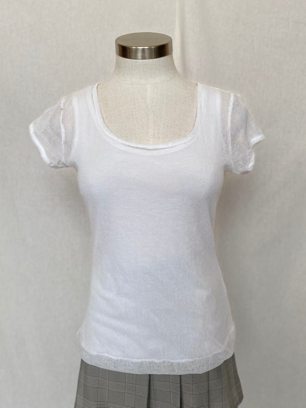 Catalyst t-shirt: Size 10