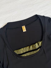 गैलरी व्यूवर में इमेज लोड करें, V Luxe top: Size 12
