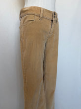 Load image into Gallery viewer, Jeans West pants: Size 10
