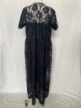 Load image into Gallery viewer, Daraza Closet cape: Free size
