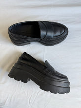 Cargar imagen en el visor de la galería, Alice shoes: Size 39
