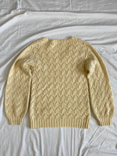 गैलरी व्यूवर में इमेज लोड करें, Handmade jumper: Size S

