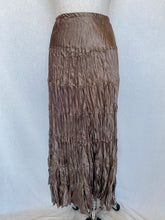 Load image into Gallery viewer, Classique skirt: Size 12
