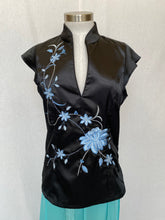 Load image into Gallery viewer, Pagani blouse: Size 14
