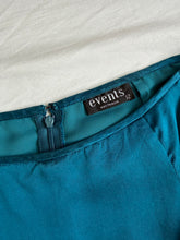 Load image into Gallery viewer, Events skirt: Size 12
