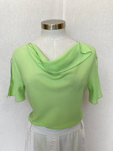 Load image into Gallery viewer, Spiral top: Size M
