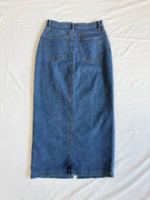 将图片加载到图库查看器，Nevada skirt: Size 3
