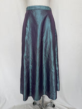 Load image into Gallery viewer, Annmarie Chambers skirt: Size 8
