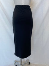 Load image into Gallery viewer, Y2K Pagani skirt: Size 8
