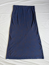 Load image into Gallery viewer, Ginger skirt: Size 22
