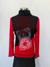 Load image into Gallery viewer, Handmade top: Size L
