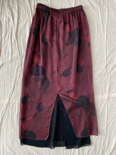 Load image into Gallery viewer, Lisa Law skirt: Size 12
