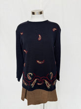 Load image into Gallery viewer, Katies jumper: Size 12
