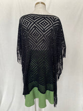 Load image into Gallery viewer, Knit poncho: Free Size
