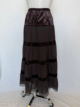 Lade das Bild in den Galerie-Viewer, Target skirt: Size 24
