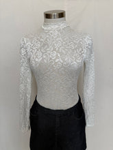 Load image into Gallery viewer, Staxs top: Size S

