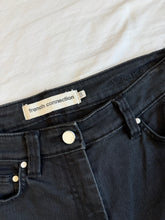 Lade das Bild in den Galerie-Viewer, French Connection jeans: Size 10
