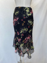 Lade das Bild in den Galerie-Viewer, Y2K Garage skirt: Size S

