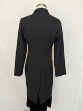Load image into Gallery viewer, Pagani blazer: Size 10
