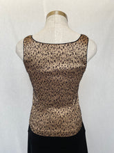 Load image into Gallery viewer, Jacqui.e top: Size 8
