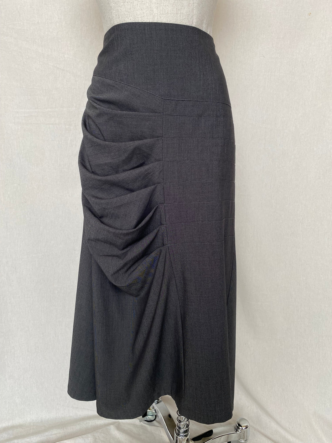 Lisa Law skirt: Size 10