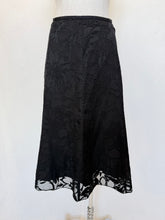 Load image into Gallery viewer, Staxs skirt: Size 16
