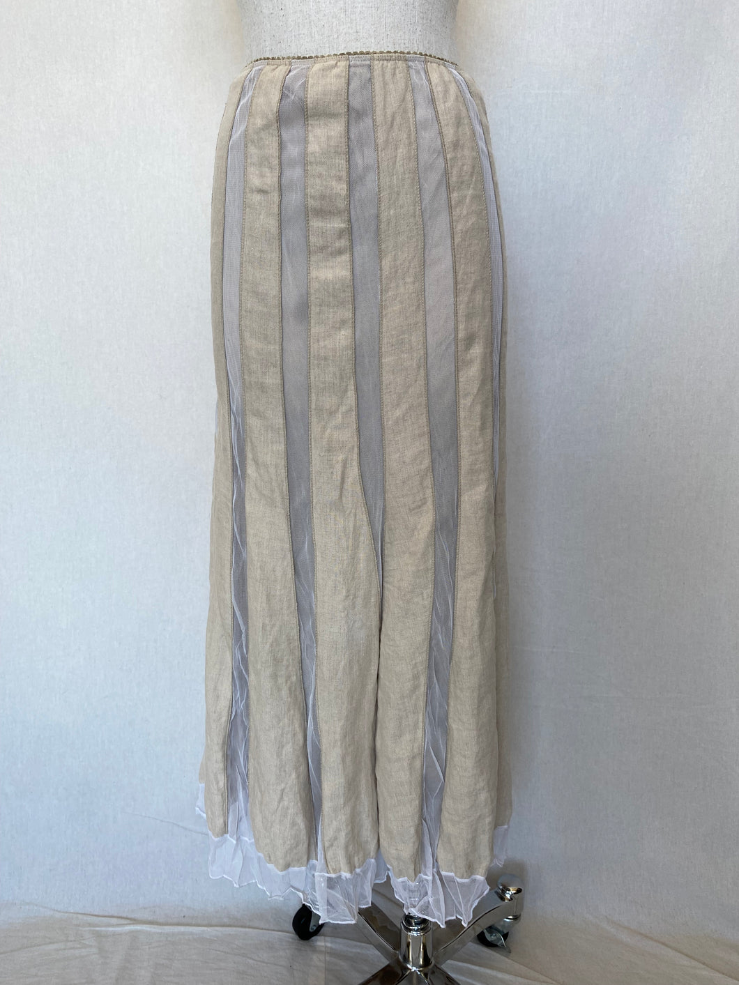 Verge skirt: Size 12