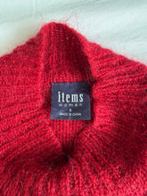 Load image into Gallery viewer, Items jumper: Size S
