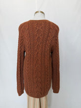 Load image into Gallery viewer, Handmade jumper: Size S
