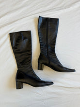 Load image into Gallery viewer, Bellagio boots: Size 39
