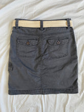 गैलरी व्यूवर में इमेज लोड करें, Urban skirt: Size 10
