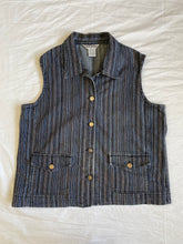 Load image into Gallery viewer, Twin Rivers vest: Size 14

