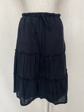 Load image into Gallery viewer, Esprit skirt: Size 12
