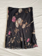 Cargar imagen en el visor de la galería, Ella J skirt: Size 12
