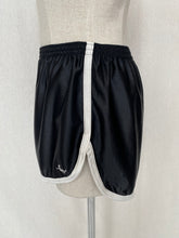 Load image into Gallery viewer, Bendon shorts: Size S
