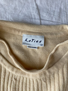 Katies jumper: Size 18