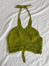 Load image into Gallery viewer, Crochet crop top: Free Size
