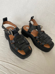 Asra shoes: Size 7.5 / 38