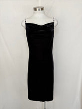 Load image into Gallery viewer, Max dress: Size 14
