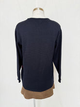 Load image into Gallery viewer, Katies jumper: Size 12
