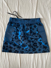 Lade das Bild in den Galerie-Viewer, HBK skirt: Size 12
