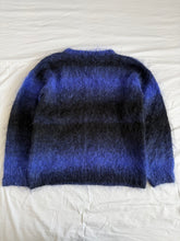 Load image into Gallery viewer, Handmade jumper: Size M
