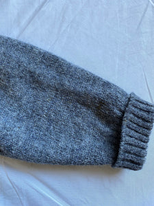 Munrospun jumper: Size L
