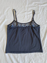 Load image into Gallery viewer, Fayreform top: Size L
